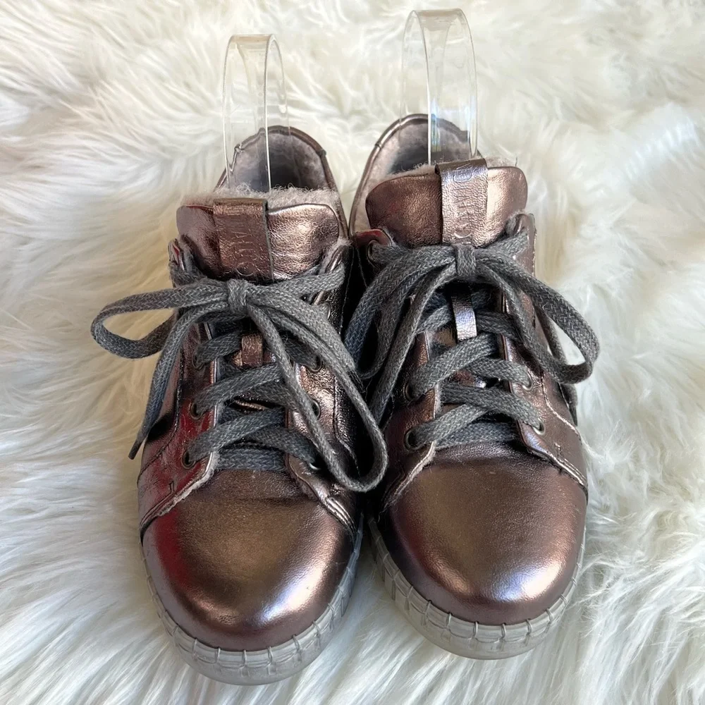 Andia Fora Gregory’s women’s size 36 dark rose metallic fuzzy low top sneakers